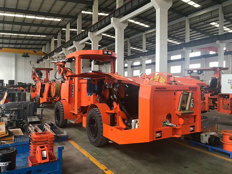 Drilling-Jumbo-Manufacturing-Workshop